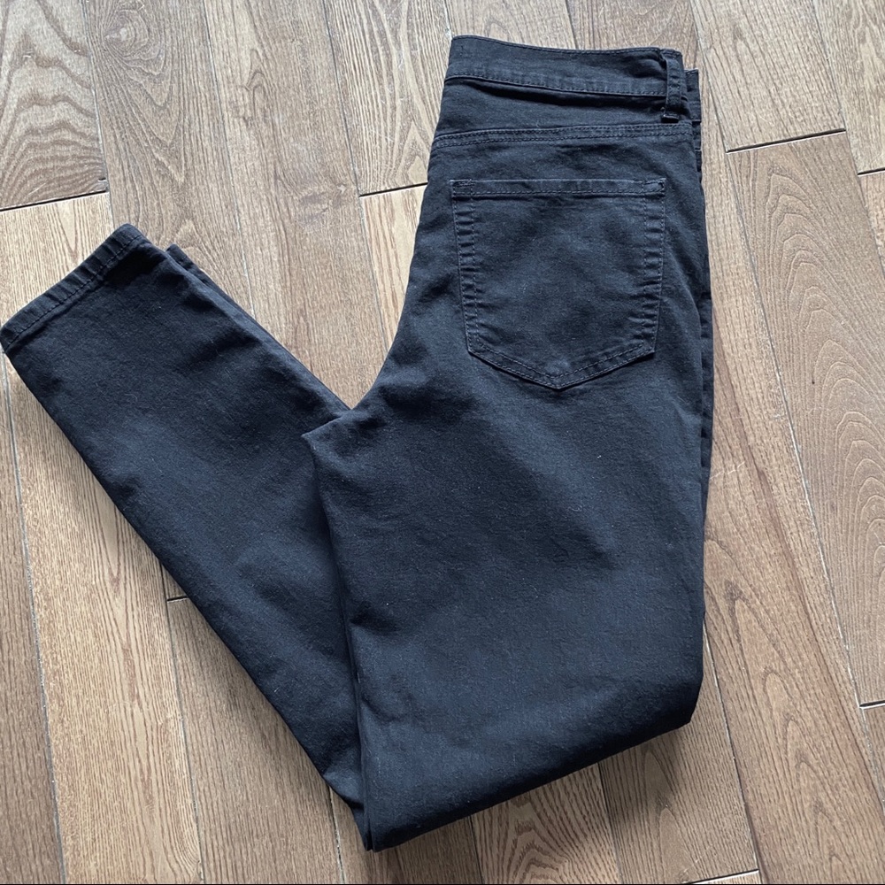 Forever 21 black skinny jeans